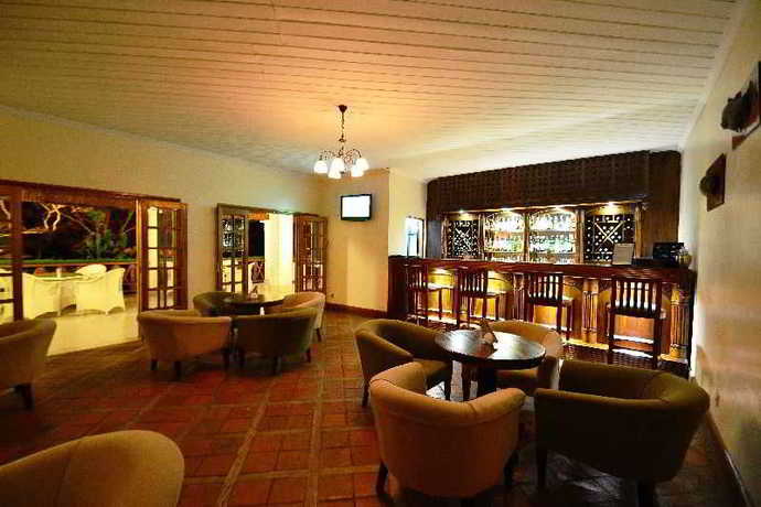 Imagen del bar/restaurante del Hotel Muthu Lake Naivasha Country Club. Foto 9