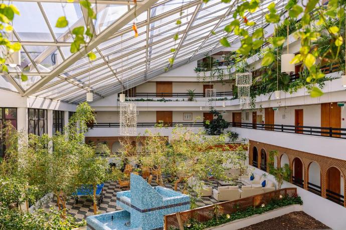 Imagen general del Hotel Muthu Oura Praia. Foto 7