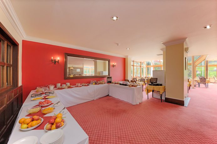 Imagen del bar/restaurante del Hotel Muthu Royal. Foto 6