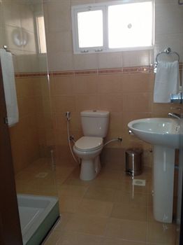 Imagen de los interiores del Hotel Mutrah. Foto 16
