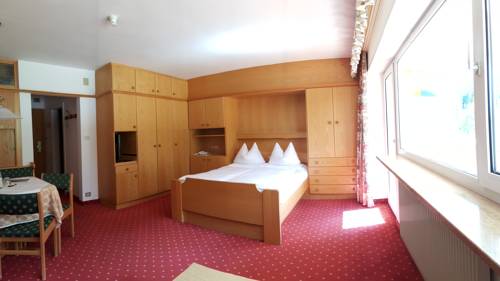 Imagen de la habitación del Hotel M&uuml;hlenhof, Valdaora. Foto 9
