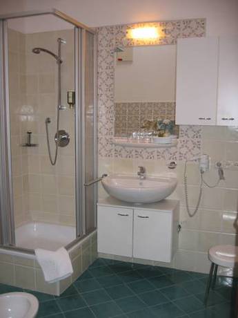Imagen de la habitación del Hotel M&uuml;hlenhof, Valdaora. Foto 14