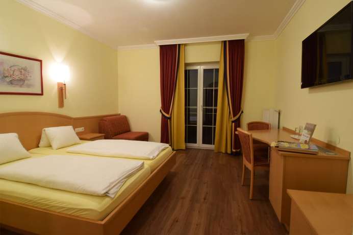 Imagen de la habitación del Hotel M&uuml;llner. Foto 11