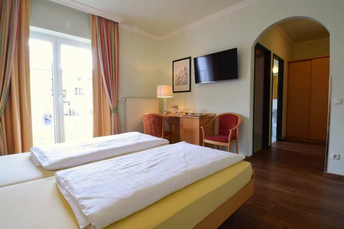 Imagen de la habitación del Hotel M&uuml;llner. Foto 14