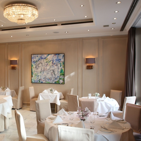 Imagen de los interiores del Hotel München Palace. Foto 5