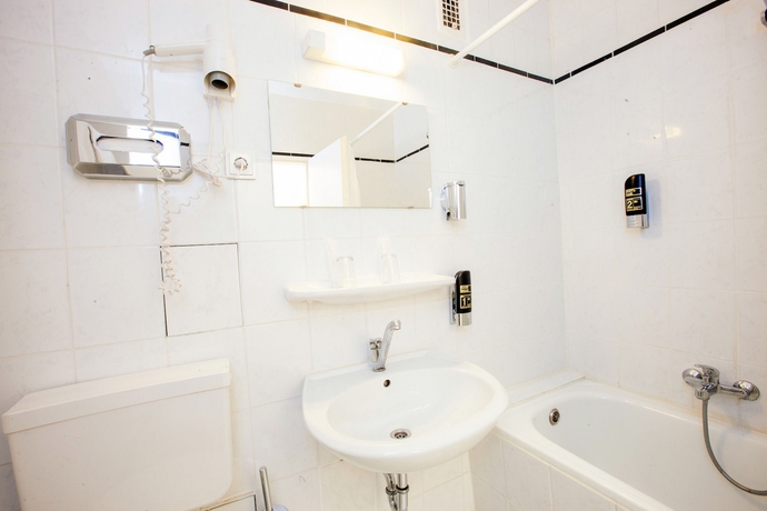 Imagen de la habitación del Hotel M&uuml;nchner Hof, Frankfurt. Foto 13