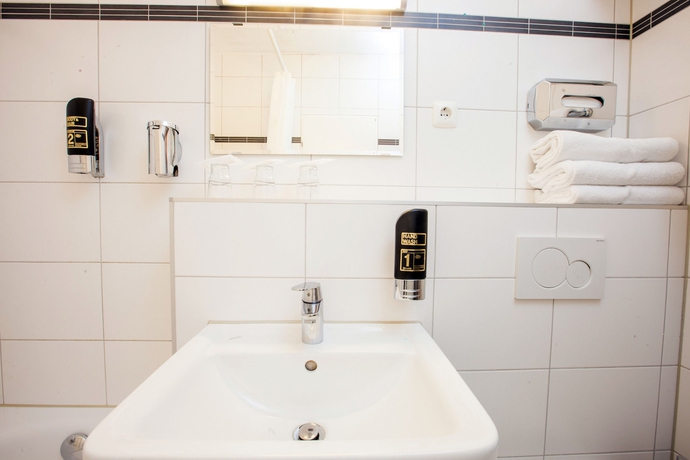 Imagen de la habitación del Hotel M&uuml;nchner Hof, Frankfurt. Foto 15