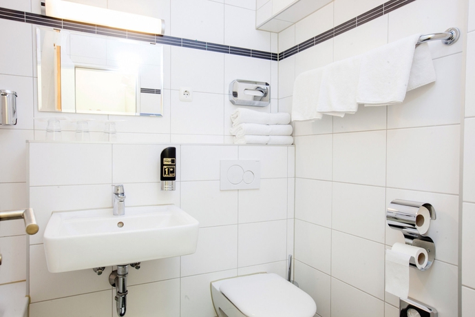 Imagen de la habitación del Hotel M&uuml;nchner Hof, Frankfurt. Foto 16