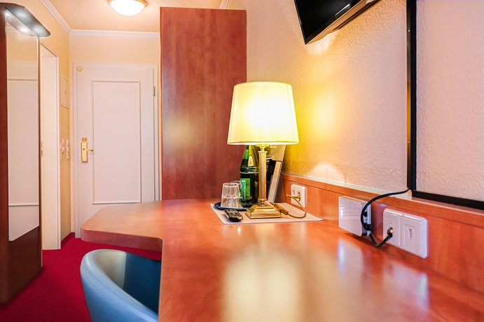 Imagen de la habitación del Hotel Münkel. Foto 12