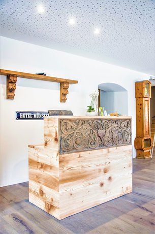 Imagen de los interiores del Hotel M&uuml;nsterhof. Foto 20