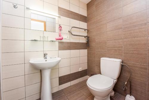 Imagen de la habitación del Hotel Muza. Foto 9