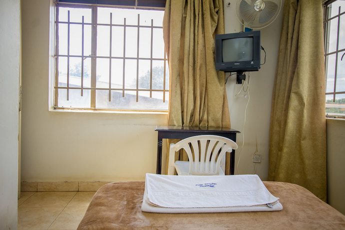Imagen de la habitación del Hotel Mwana Highway Iganga. Foto 7