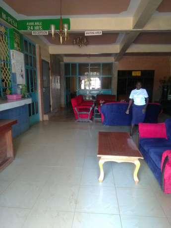 Imagen de los interiores del Hotel Mwisho Mwisho Tourist. Foto 19