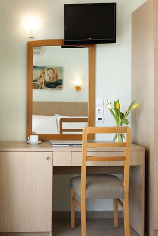 Imagen de la habitación del Hotel My Athens. Foto 7