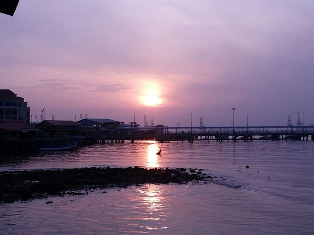 Imagen de los exteriores del Hotel My Chew Jetty. Foto 13