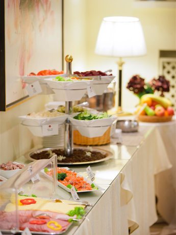 Imagen del bar/restaurante del Hotel My City, Tall&iacute;n. Foto 2