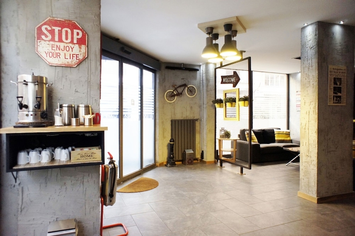 Imagen de los interiores del Hotel My Dora. Foto 19