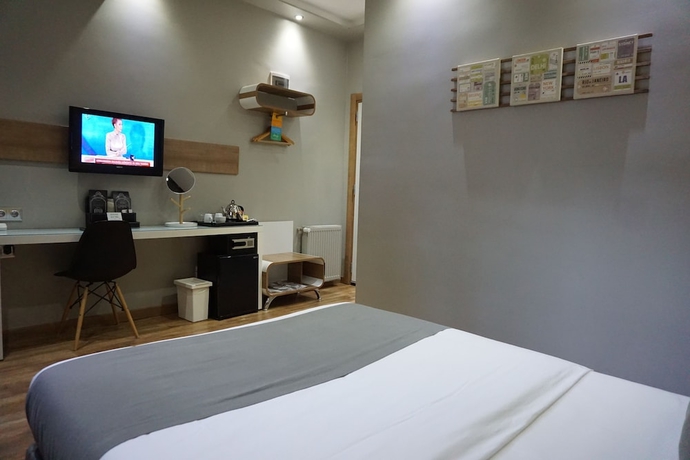 Imagen de la habitación del Hotel My Dora. Foto 11