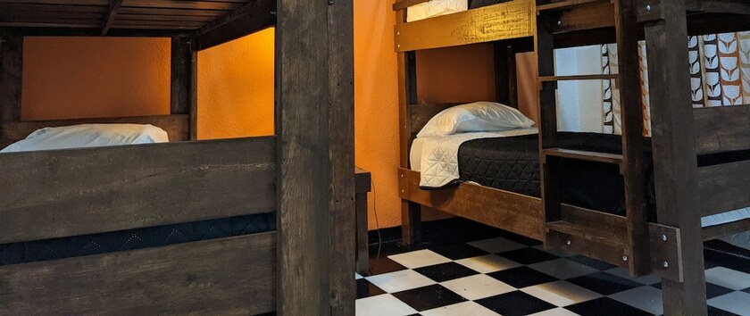 Imagen de la habitación del Hotel My Family In Monterrey Hostel. Foto 14