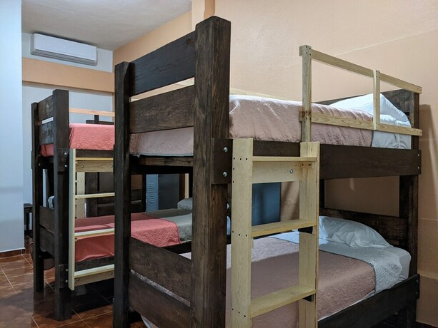 Imagen de la habitación del Hotel My Family In Monterrey Hostel. Foto 20