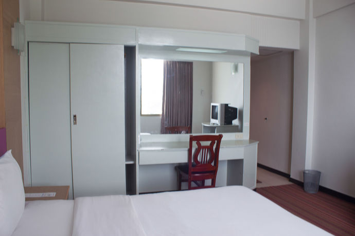 Imagen de la habitación del Hotel My House. Foto 8