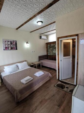 Imagen de la habitación del Hotel My House, Kardzhali. Foto 18