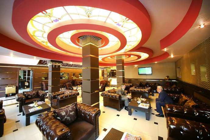 Imagen de los interiores del Hotel My House, İlkadım. Foto 16