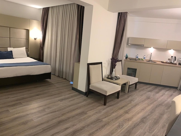 Imagen de la habitación del Hotel My, Izmir. Foto 4