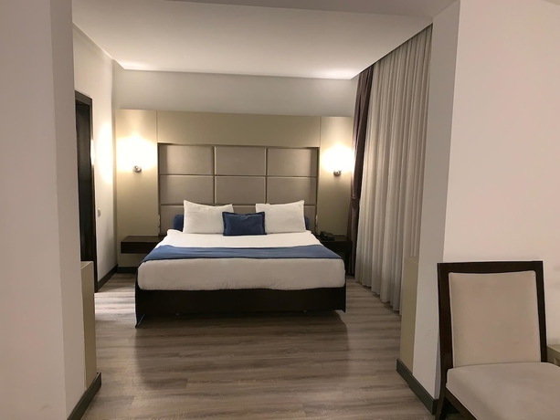 Imagen de la habitación del Hotel My, Izmir. Foto 5