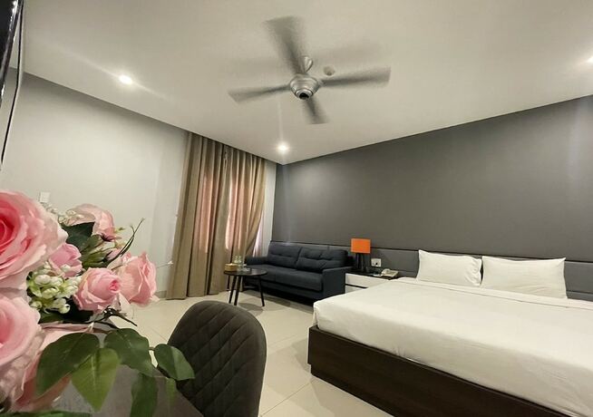 Imagen de la habitación del Hotel My Khe 2 Da Nang Seafront. Foto 22