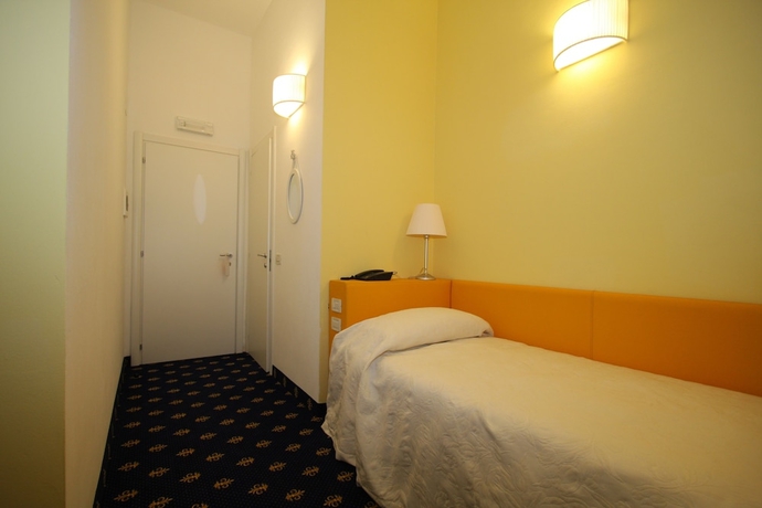 Imagen de la habitación del Hotel My Milano. Foto 8