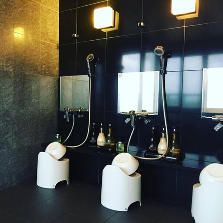 Imagen de la piscina del Hotel My Okazaki. Foto 20