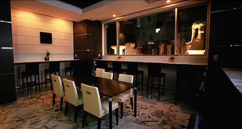 Imagen del bar/restaurante del Hotel My Okazaki. Foto 6