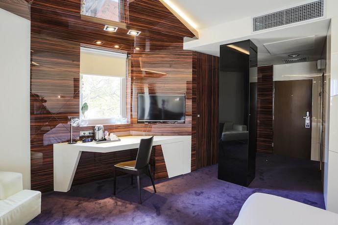 Imagen de la habitación del Hotel My Place Hotel. Foto 5