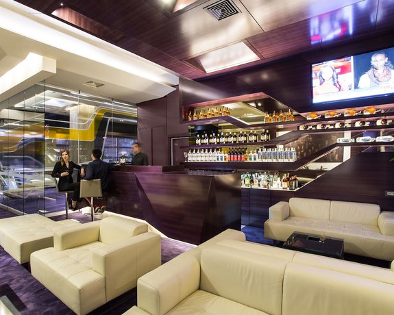 Imagen de los interiores del Hotel My Place Hotel. Foto 19