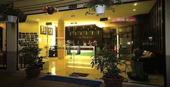 Imagen del bar/restaurante del Hotel My Place @ Surat. Foto 4