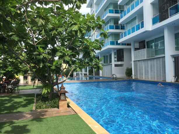 Imagen de la piscina del Hotel My Resort Hua-hin By Pueng. Foto 33