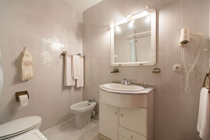 Imagen de la habitación del Hotel My Rooms City Monte Blanco. Foto 3