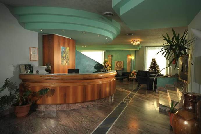 Imagen de los interiores del Hotel My Suite. Foto 20