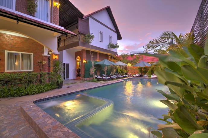 Imagen de la piscina del Hotel My Unique Villa Siemreap. Foto 11