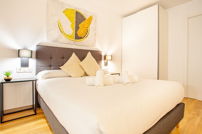 Imagen de la habitación del Hotel MyFlats Luxury Downtown. Foto 6