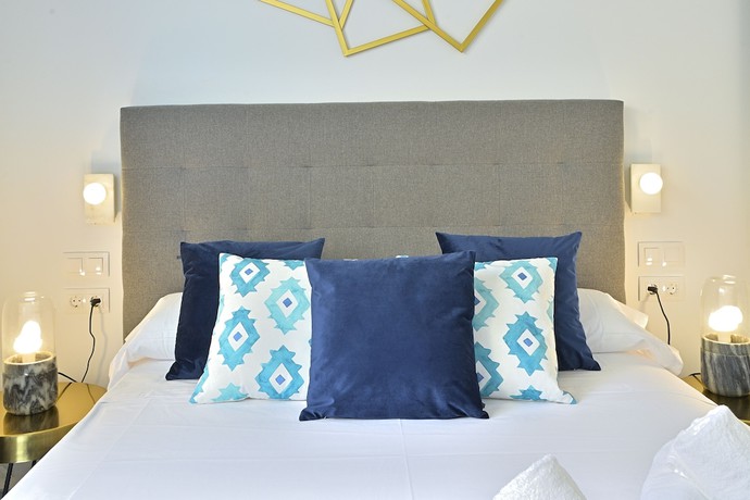 Imagen de la habitación del Hotel MyFlats Luxury Downtown. Foto 10