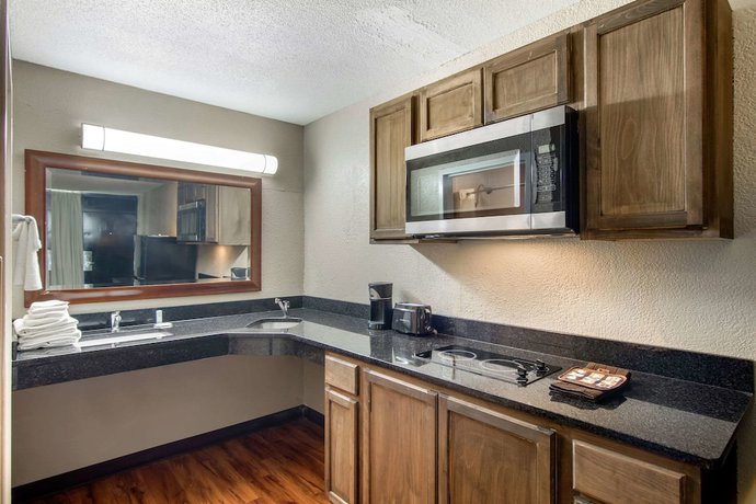 Imagen de la habitación del Hotel MyHomes Macon North Long Stay By SilverKey. Foto 8