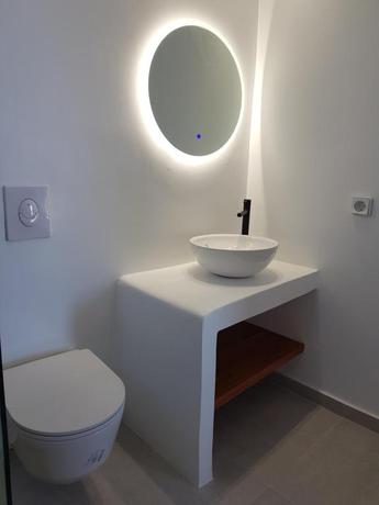 Imagen de la habitación del Hotel MyLithos Suites. Foto 3