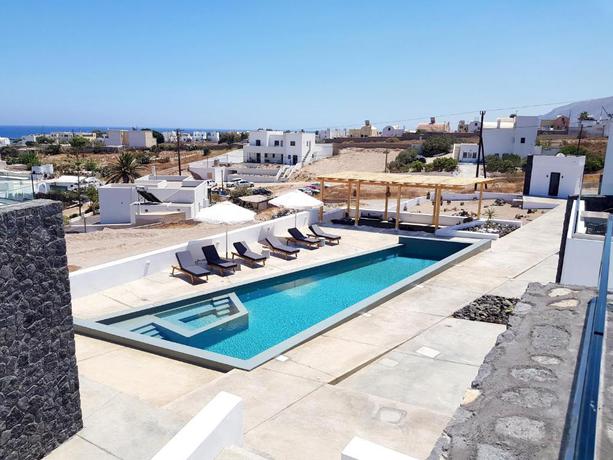 Imagen de la piscina del Hotel MyLithos Suites. Foto 9