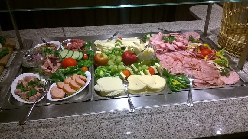 Imagen del bar/restaurante del Hotel MyLord. Foto 3
