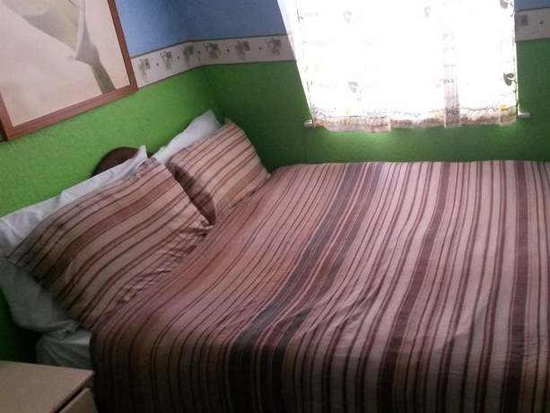 Imagen de la habitación del Hotel MyRoomz Orchid - Adults only. Foto 11