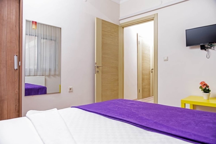 Imagen de la habitación del Hotel MySun. Foto 3