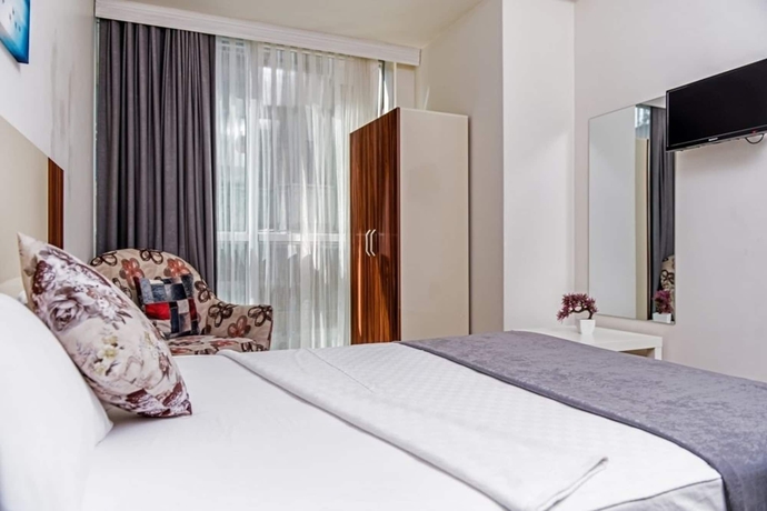 Imagen de la habitación del Hotel MySun. Foto 13