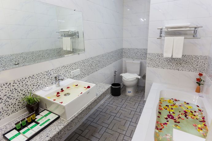 Imagen de la habitación del Hotel Mya Taw Win. Foto 13